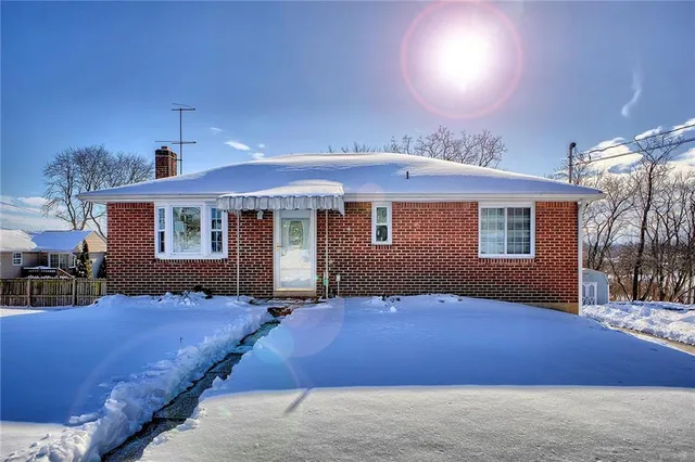 $225,000 | 11480 Dennis Circle, Irwin, PA 15642