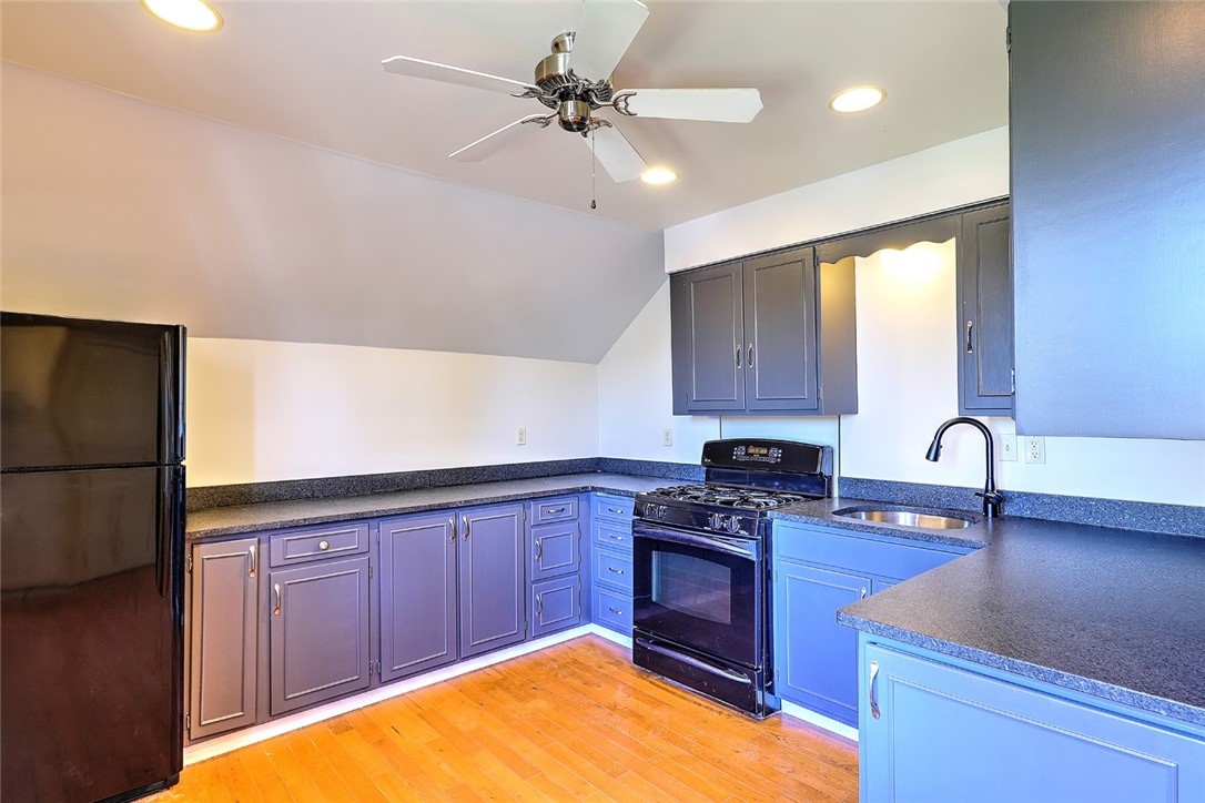 84 Larch Street Providence, RI 02906 - Photo 14 of 25