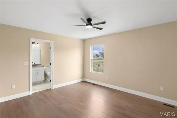 $355,000 | 504 Summer Hill Lane, Washington, MO 63090