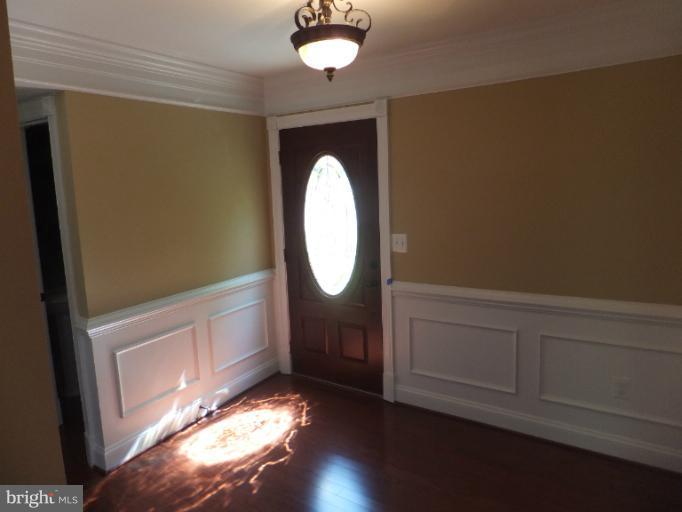4203 Colonial Road Pikesville, MD 21208 - Photo 20 of 30 Foyer from similar property