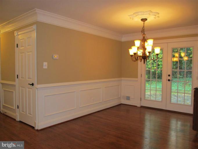 4203 Colonial Road Pikesville, MD 21208 - Photo 7 of 30 Dining Room from similar property