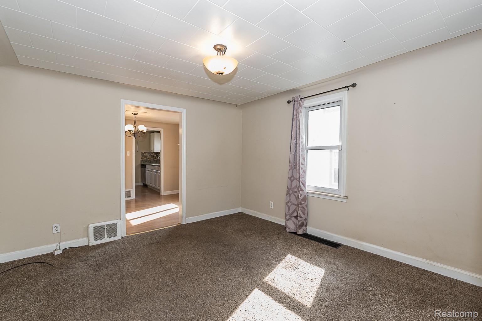 1930 Romeo Street Ferndale, MI 48220 - Photo 3 of 15 DSC_7462.jpg