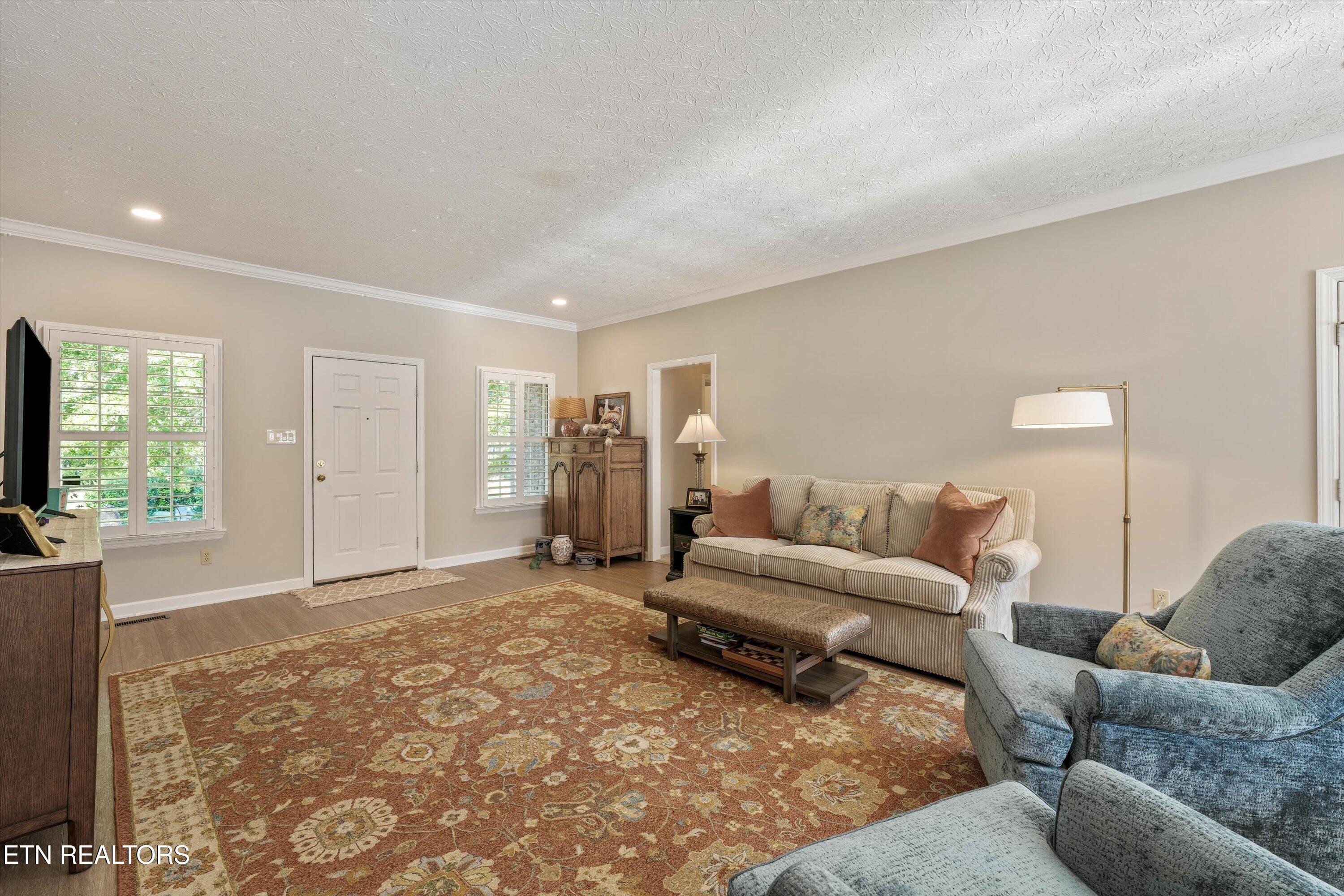127 Capital Circle Oak Ridge, TN 37830 - Photo 8 of 30 10-127 Capital Cir 04