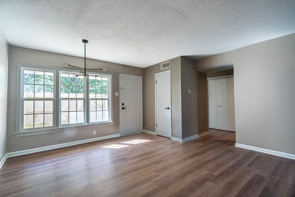 $154,750 | 3404 Wetherburns Circle, Unit 1, Bartlett, TN 38134