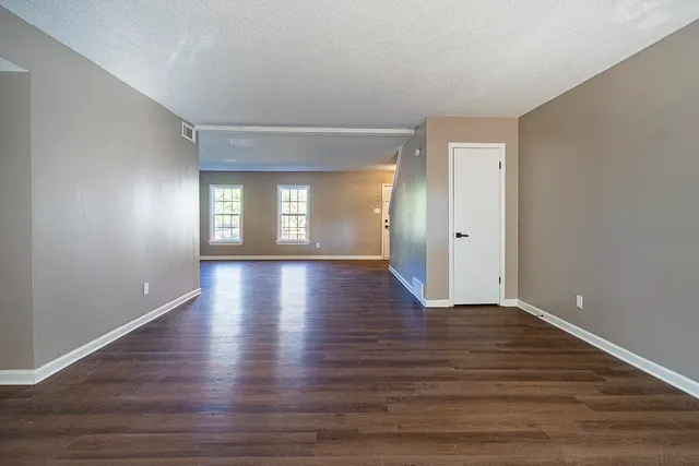 a view of livingroom with hardwood