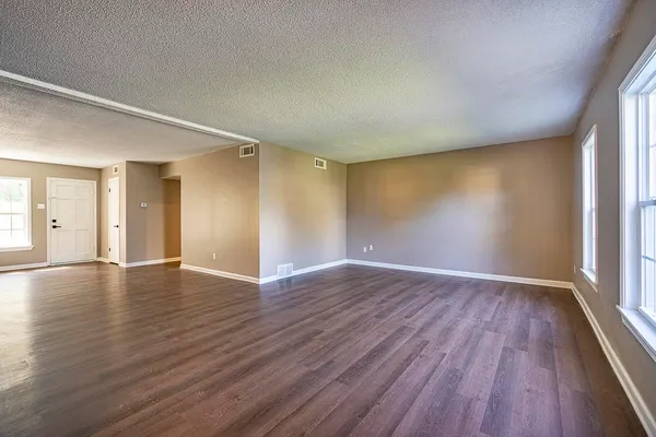 $154,750 | 3404 Wetherburns Circle, Unit 1, Bartlett, TN 38134