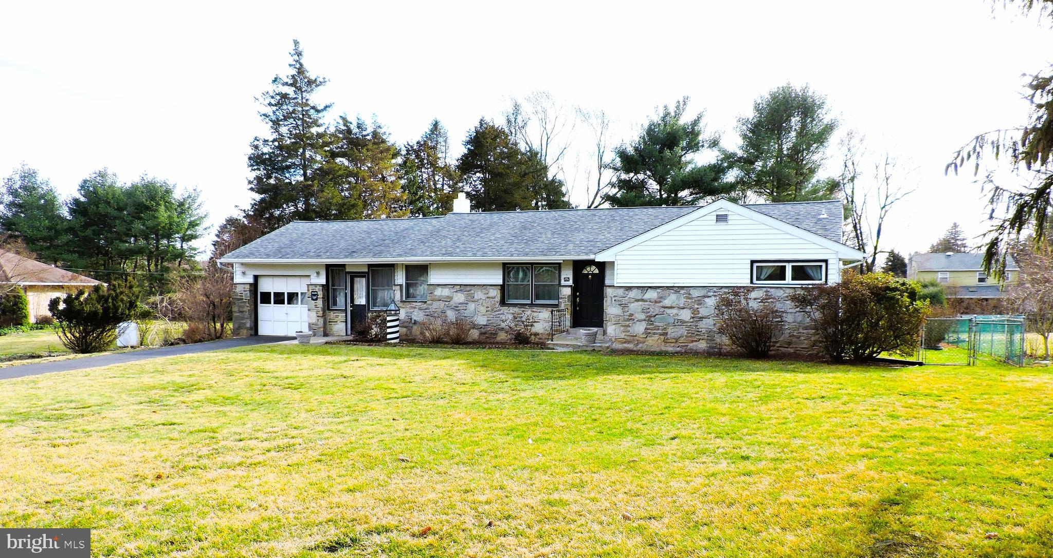 46 Laurel Road Southampton, PA 18966 - Photo 1 of 30 Gallery Image 1