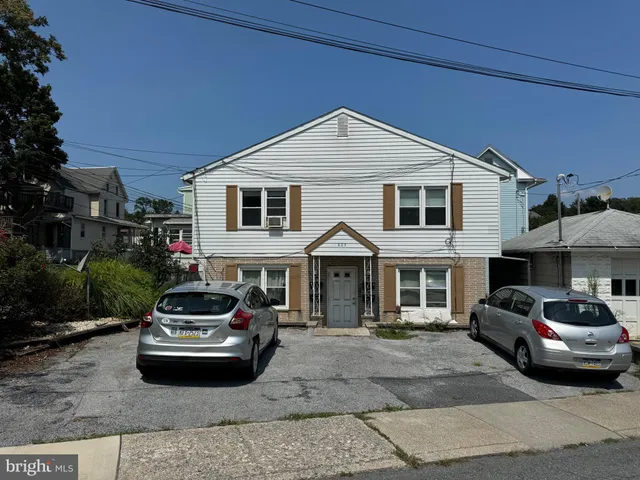 $950 | 623 State Street, Lemoyne, PA 17043
