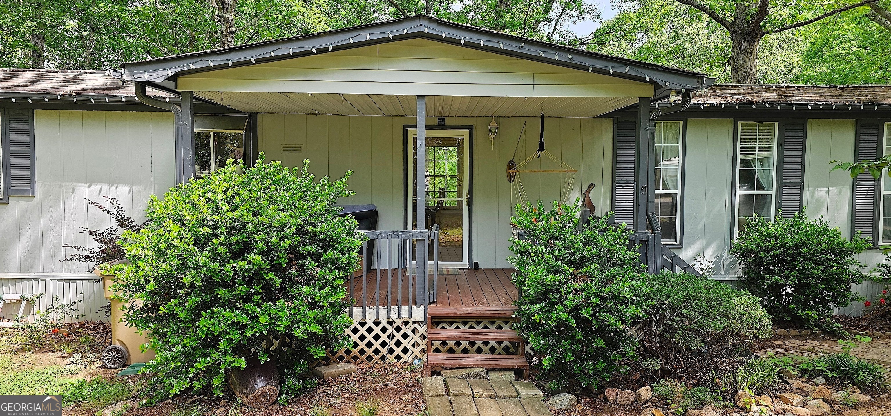 190 Creekwood Road Winder, GA 30680 - Photo 2 of 17