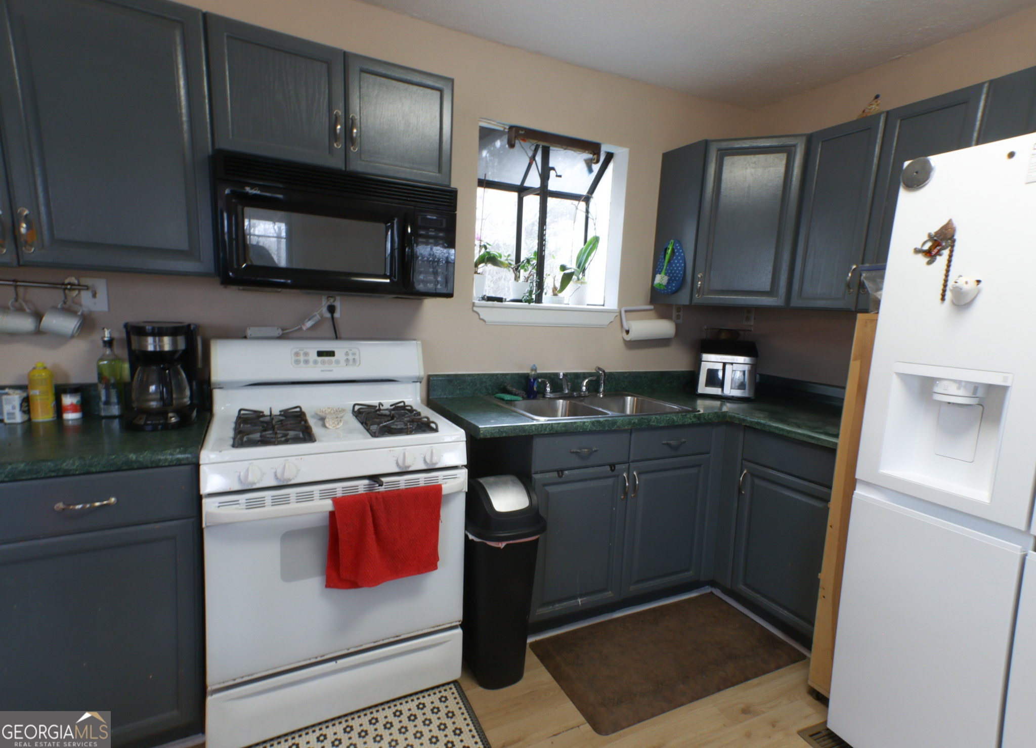 190 Creekwood Road Winder, GA 30680 - Photo 4 of 17