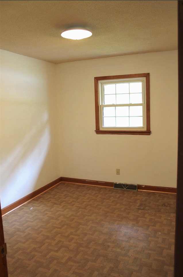 411 Gus Road Durham, NC 27703 - Photo 8 of 21 Photo 8