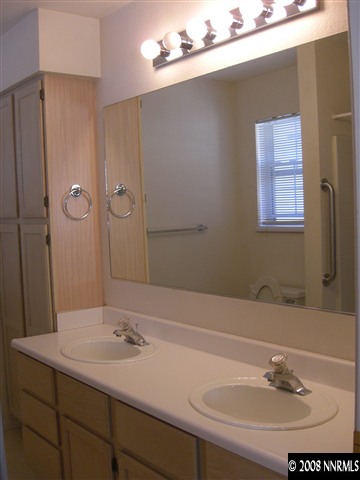 595 Talus Way Reno, NV 89503 - Photo 7 of 8 Photo 7