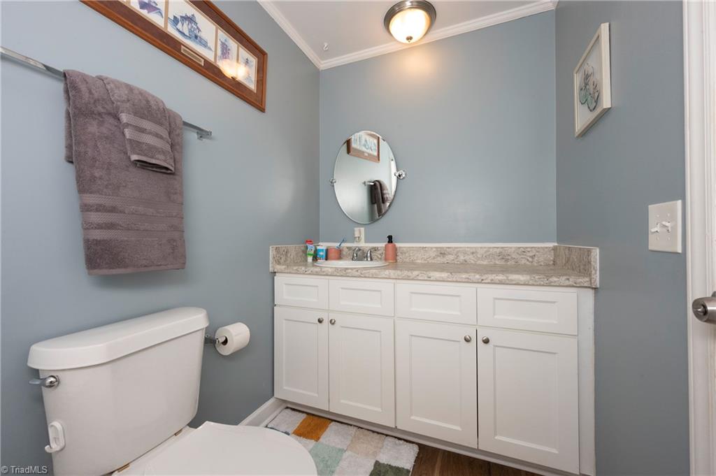 6404 Walnut Cove Road Walkertown, NC 27051 - Photo 32 of 44