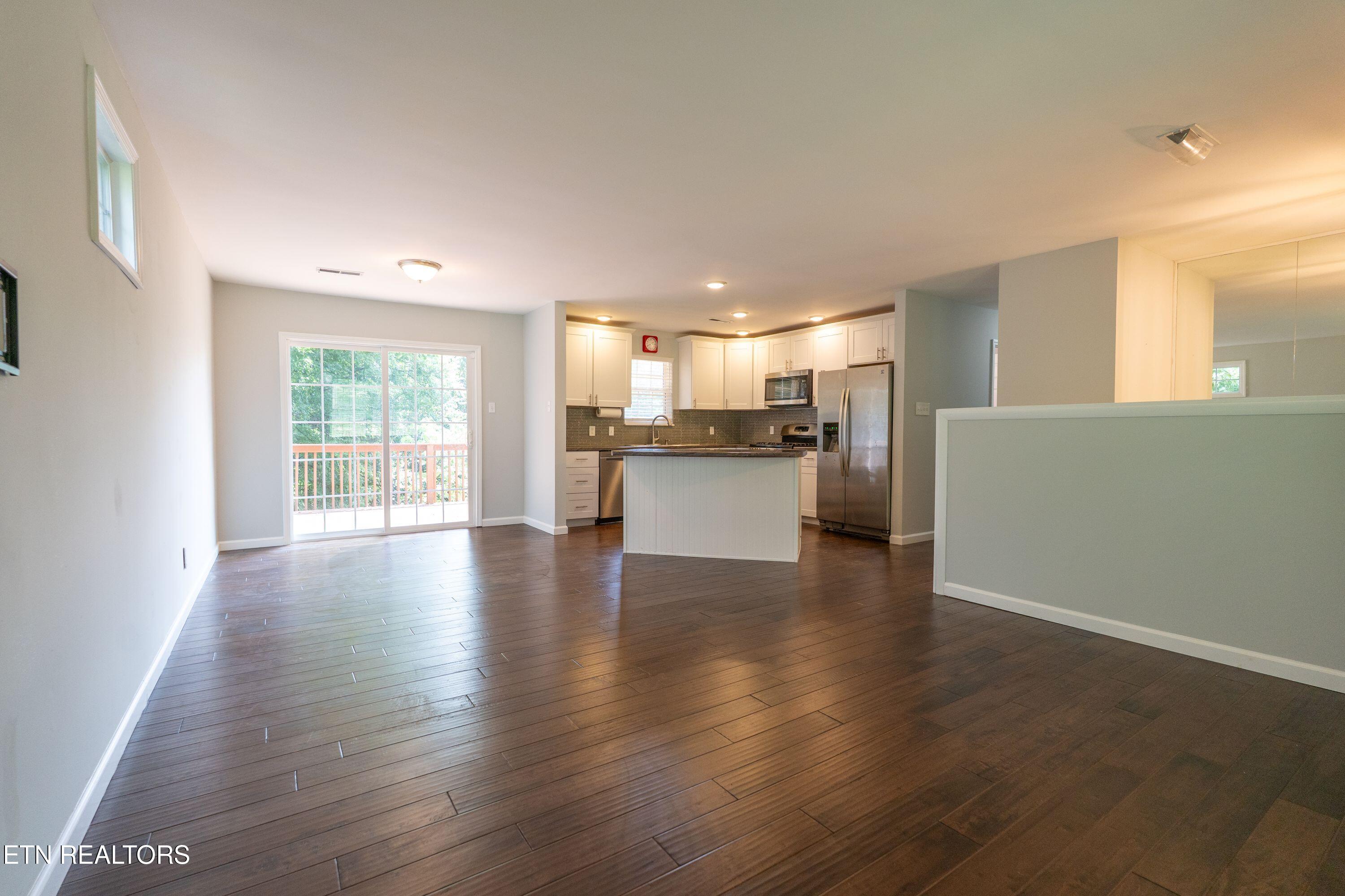 6008 Ridgewood Road Knoxville, TN 37918 - Photo 11 of 50 DSC06282
