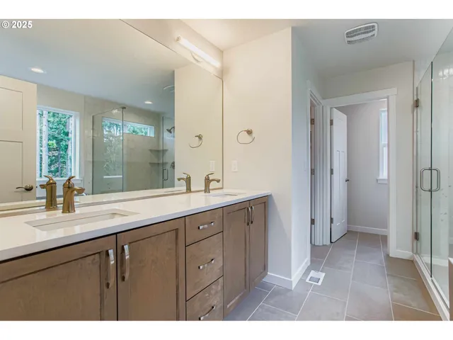 $764,950 | 7827 Southwest Thornbridge Terrace, Beaverton, OR 97007