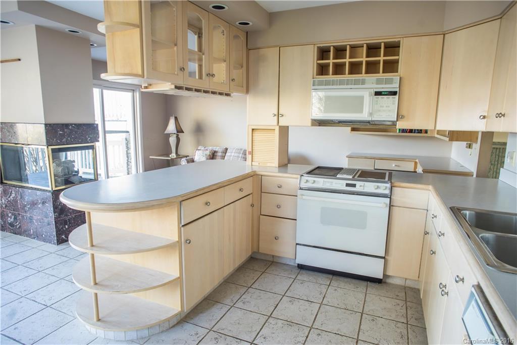 355 Spring Cove Road Waynesville, NC 28786 - Photo 11 of 24