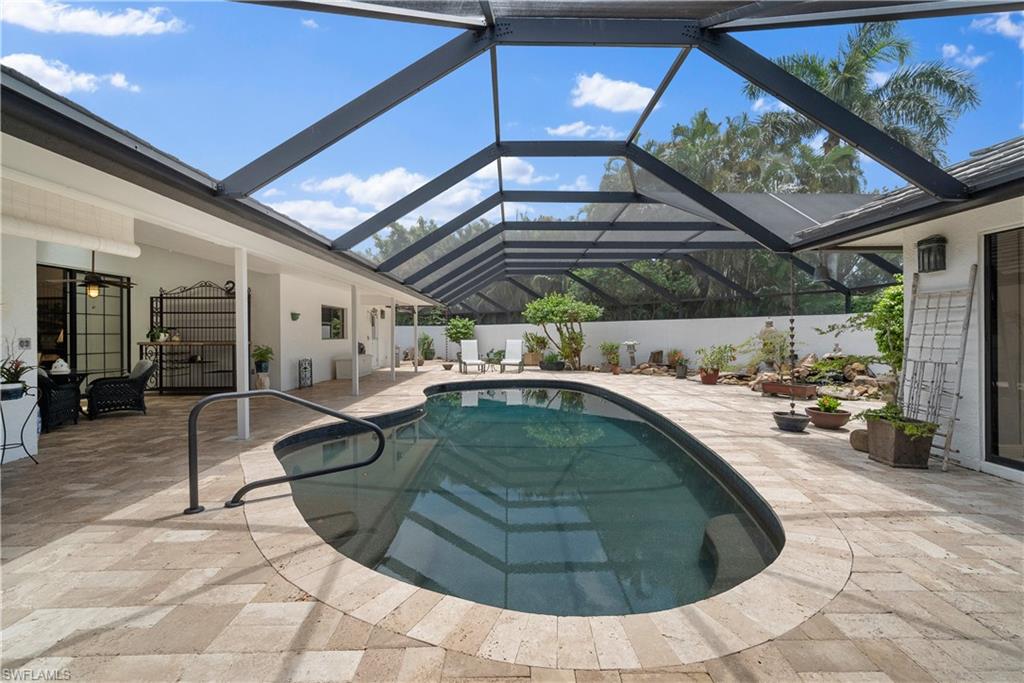 802 Tallow Tree Court Naples, FL 34108 - Photo 34 of 46 Gallery Image 34