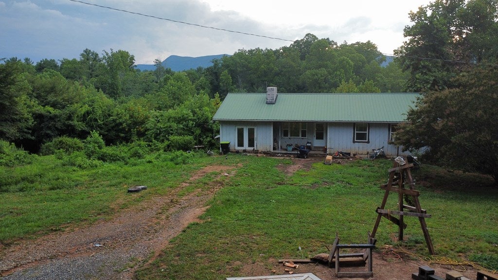 344 Mccraw Road Lambsburg, VA 24351 - Photo 39 of 45 Gallery Image 39
