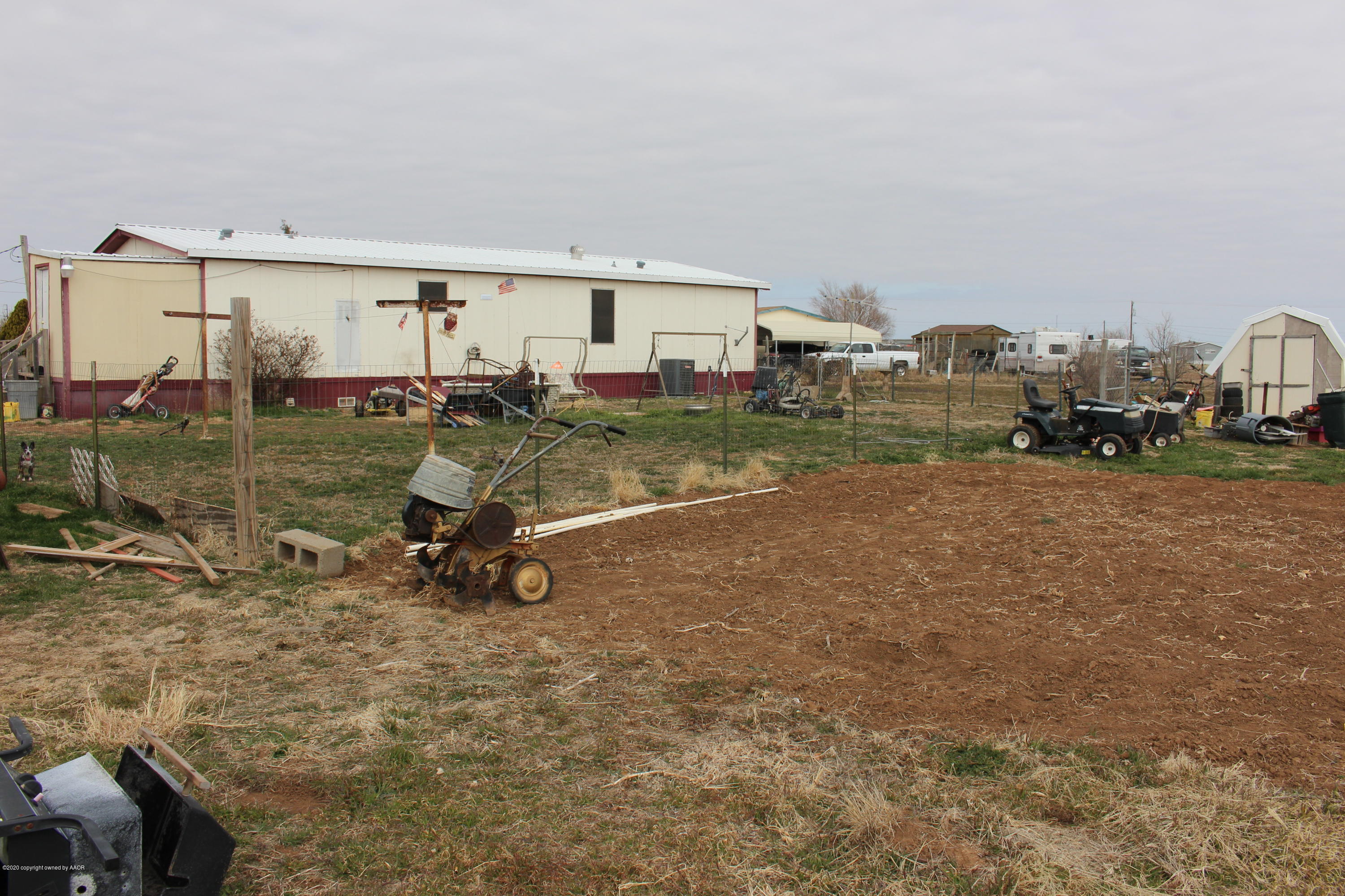 6201 Susie Road Amarillo, TX 79118 - Photo 11 of 12 Garden plot