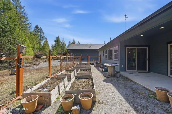 $895,000 | 2949 West Highway 54, Spirit Lake, ID 83869