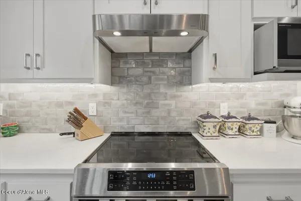 $895,000 | 2949 West Highway 54, Spirit Lake, ID 83869