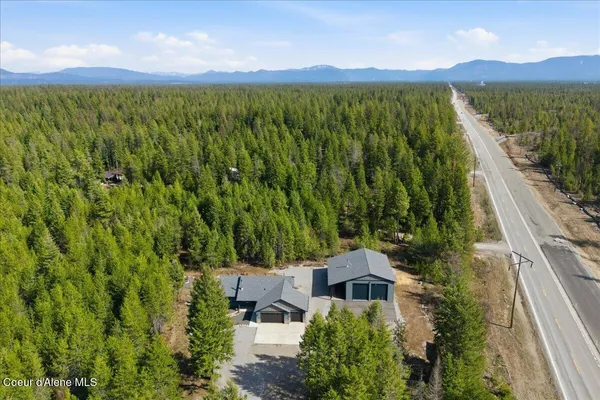 $895,000 | 2949 West Highway 54, Spirit Lake, ID 83869