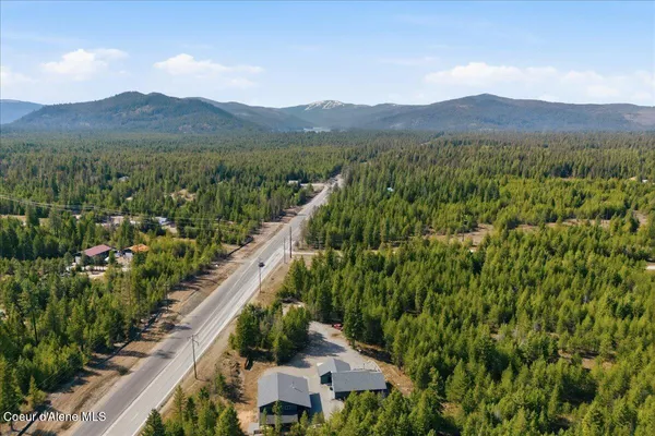 $895,000 | 2949 West Highway 54, Spirit Lake, ID 83869
