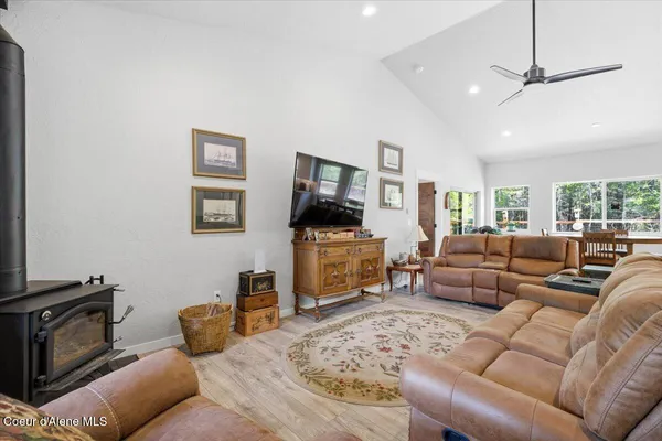 $895,000 | 2949 West Highway 54, Spirit Lake, ID 83869