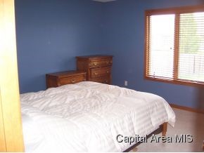 5208 Crane Drive Springfield, IL 62711 - Photo 14 of 23 Gallery Image 14