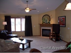 5208 Crane Drive Springfield, IL 62711 - Photo 3 of 23 Gallery Image 3