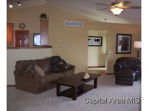 5208 Crane Drive Springfield, IL 62711 - Photo 4 of 23 Gallery Image 4
