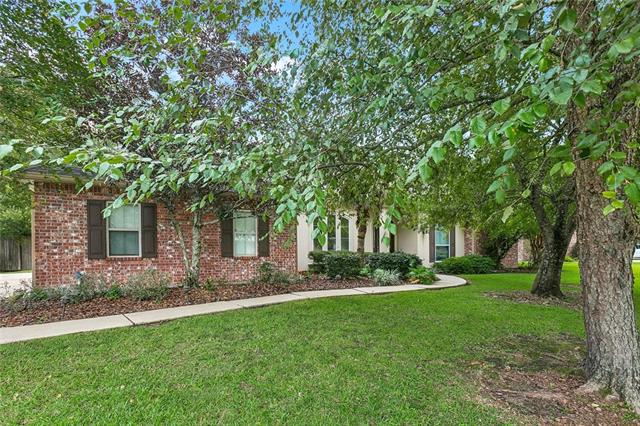 52 Walnut Place Covington, LA 70433 - Photo 2 of 21 Gallery Image 2