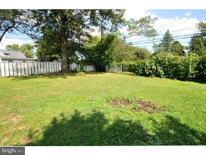 14 Cactus Road Levittown, PA 19057 - Photo 21 of 22 Back Yard