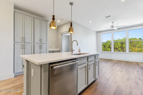 $225,000 | 2501 Bienville Boulevard, Unit 137, Ocean Springs, MS 39564
