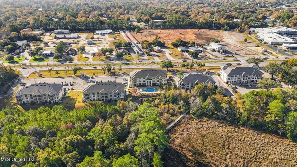 $225,000 | 2501 Bienville Boulevard, Unit 137, Ocean Springs, MS 39564