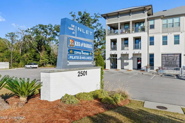 $225,000 | 2501 Bienville Boulevard, Unit 137, Ocean Springs, MS 39564