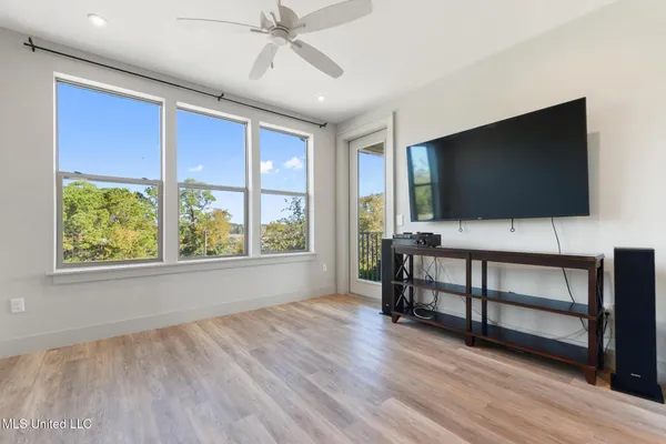 $225,000 | 2501 Bienville Boulevard, Unit 137, Ocean Springs, MS 39564