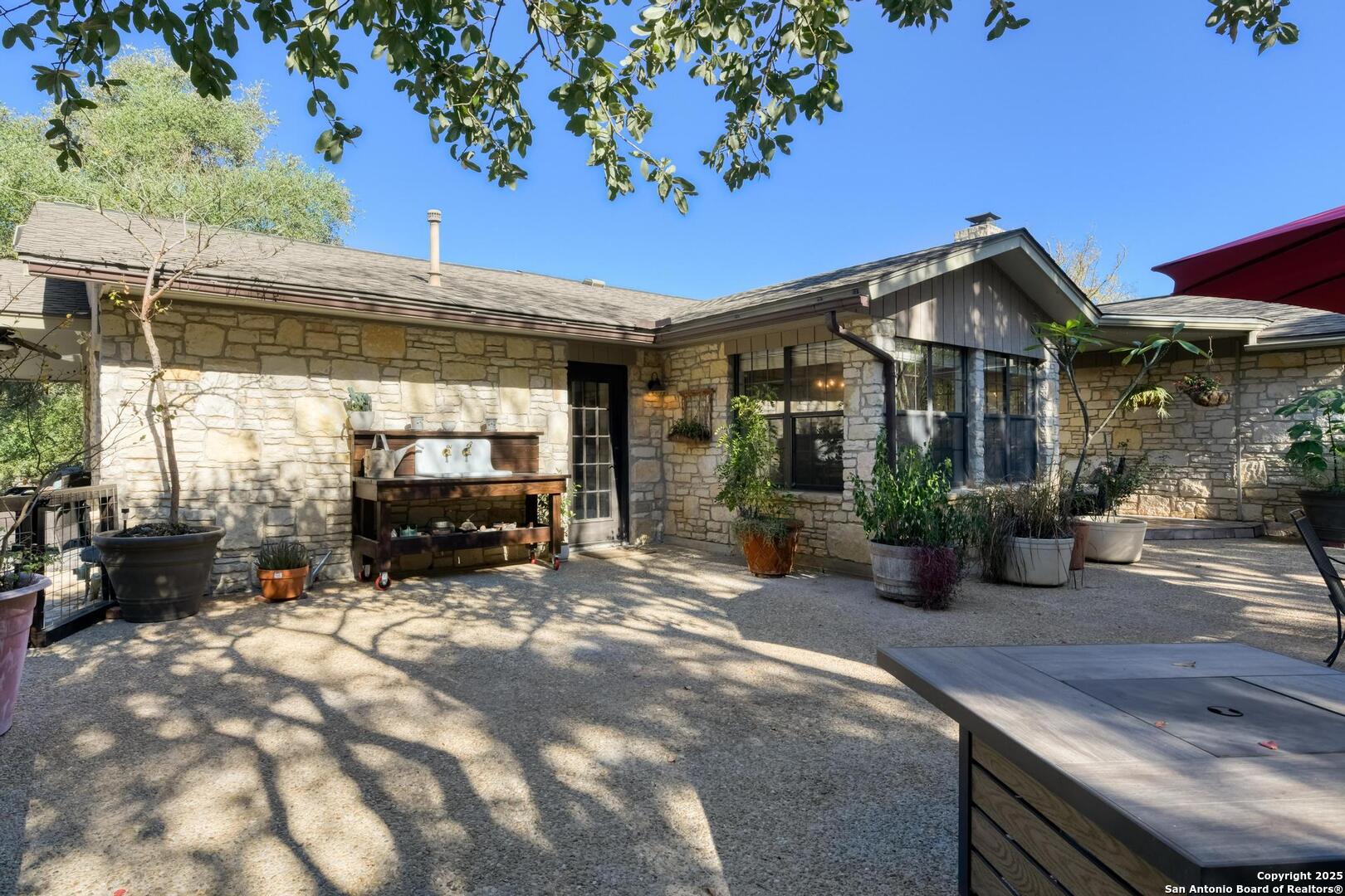 105 Shane Lane Boerne, TX 78006 - Photo 39 of 64