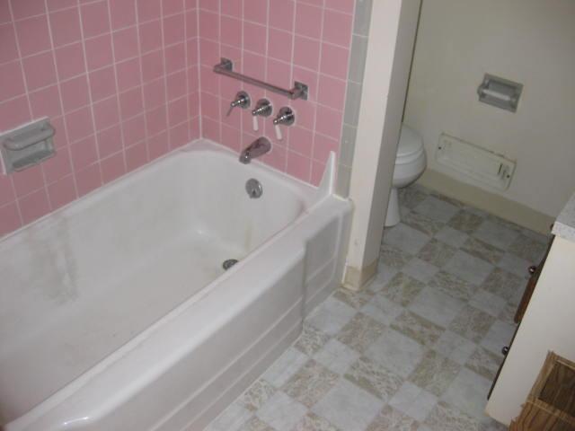 3140 Whitehead Road Columbus, OH 43204 - Photo 6 of 14 Gallery Image 6