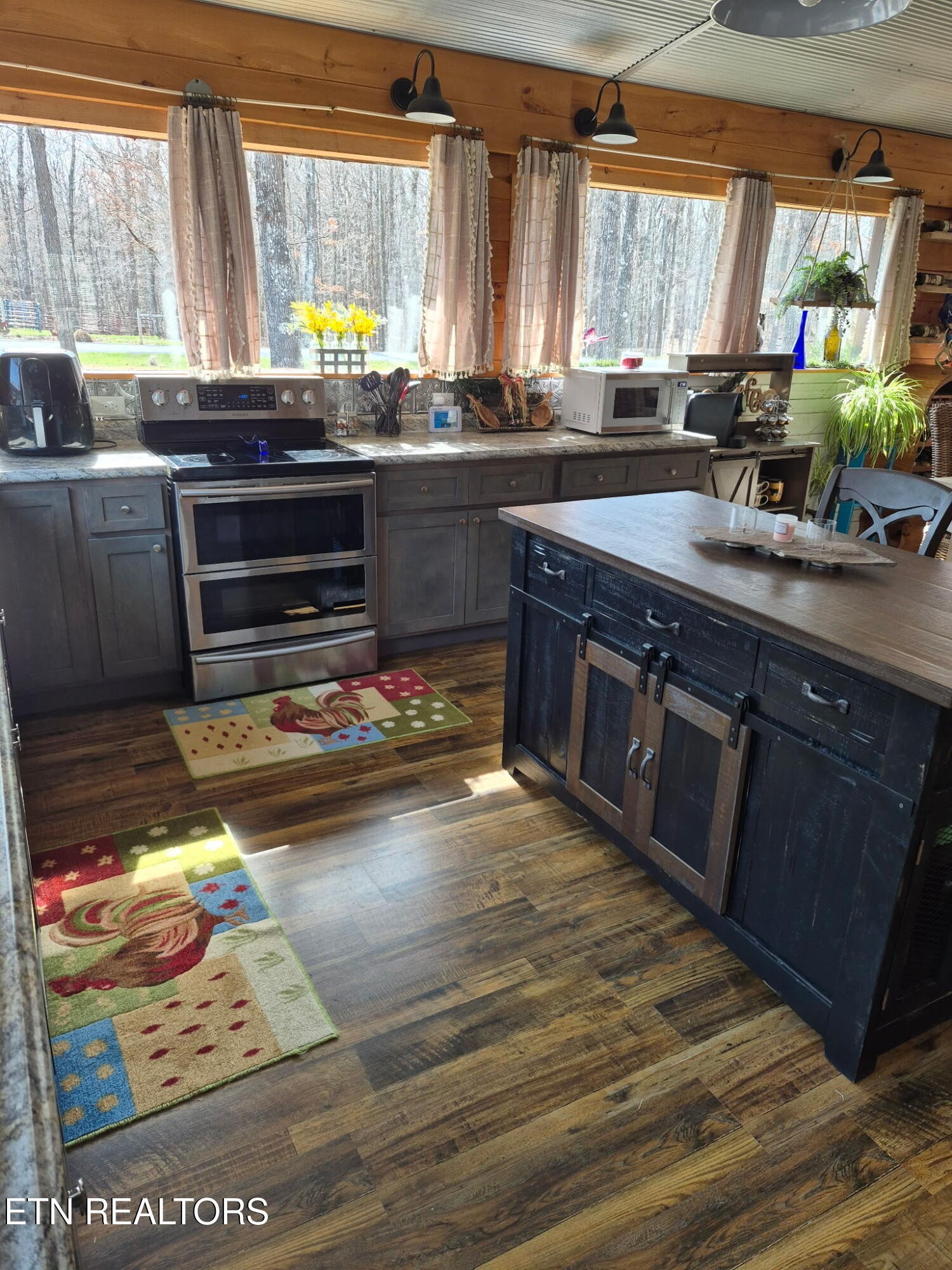 101 Ridge Point Road Jamestown, TN 38556 - Photo 12 of 58