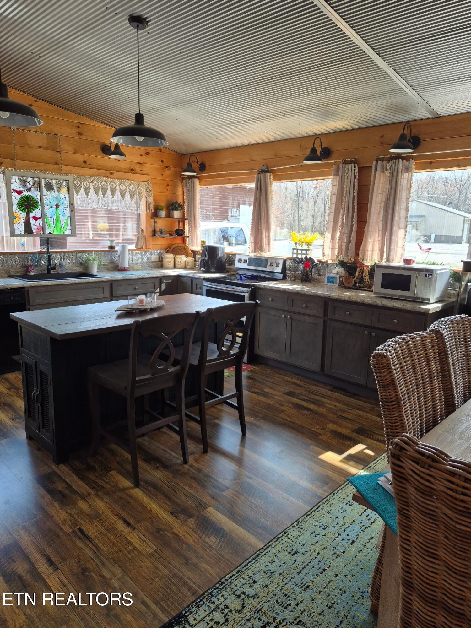 101 Ridge Point Road Jamestown, TN 38556 - Photo 14 of 58