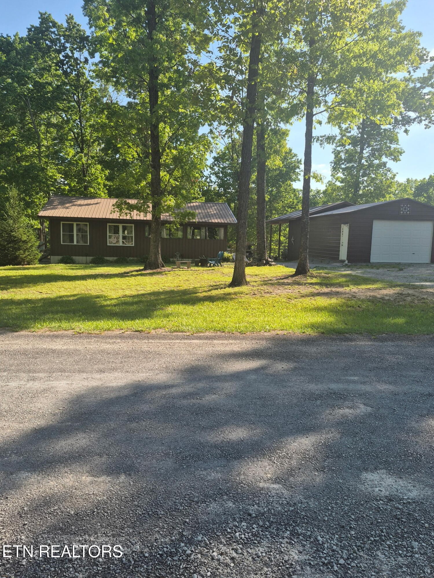 101 Ridge Point Road Jamestown, TN 38556 - Photo 3 of 58