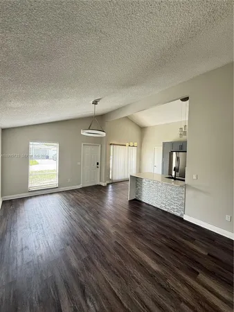 $3,500 | 8419 Garden Gate Place, Boca Raton, FL 33433