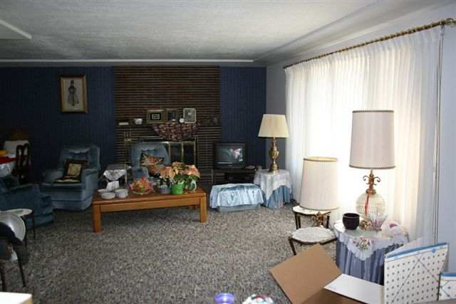 329 West Rainier Way Spokane, WA 99208 - Photo 2 of 9 Gallery Image 2