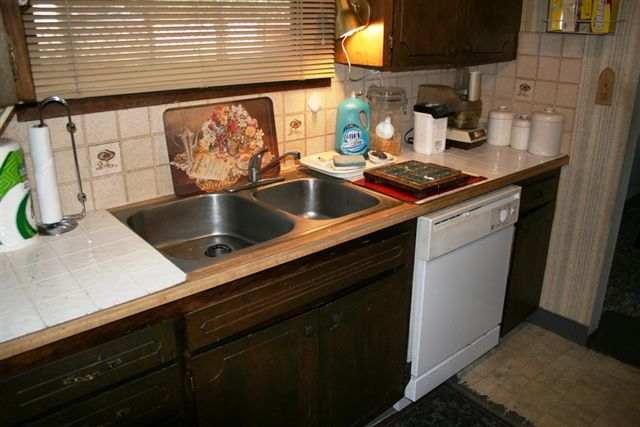 329 West Rainier Way Spokane, WA 99208 - Photo 5 of 9 Gallery Image 5