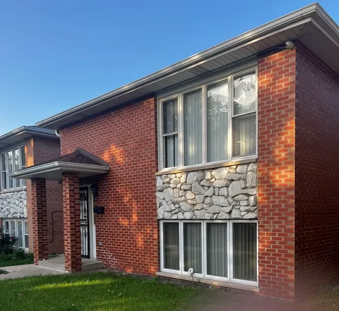 $500,000 | 3505 South 52nd Court, Cicero, IL 60804