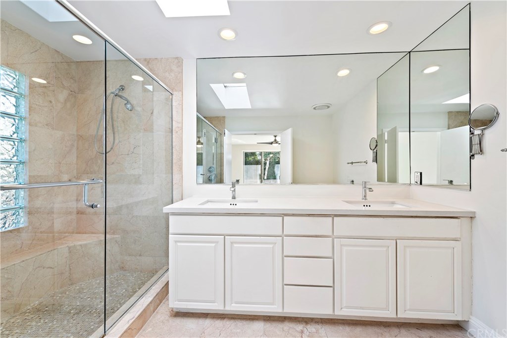 147 Monarch Bay Drive Dana Point, CA 92629 - Photo 10 of 21