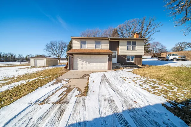 $269,900 | 911 North Main Street, Stewartville, MN 55976