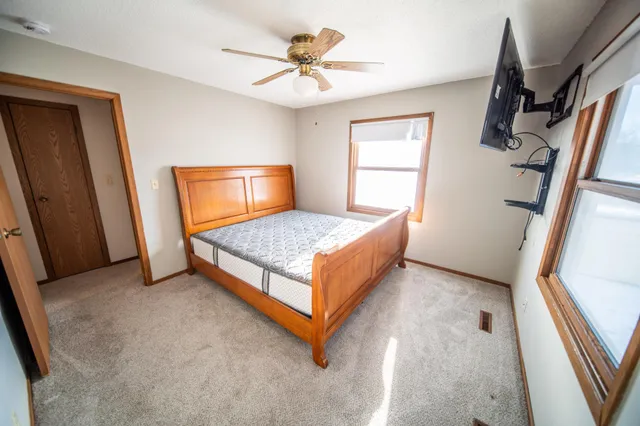 $269,900 | 911 North Main Street, Stewartville, MN 55976