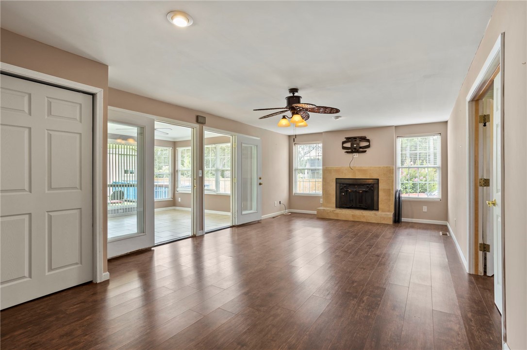 331 Ashmore Bridge Road Mauldin, SC 29662 - Photo 3 of 21 COZY FIREPLACE!